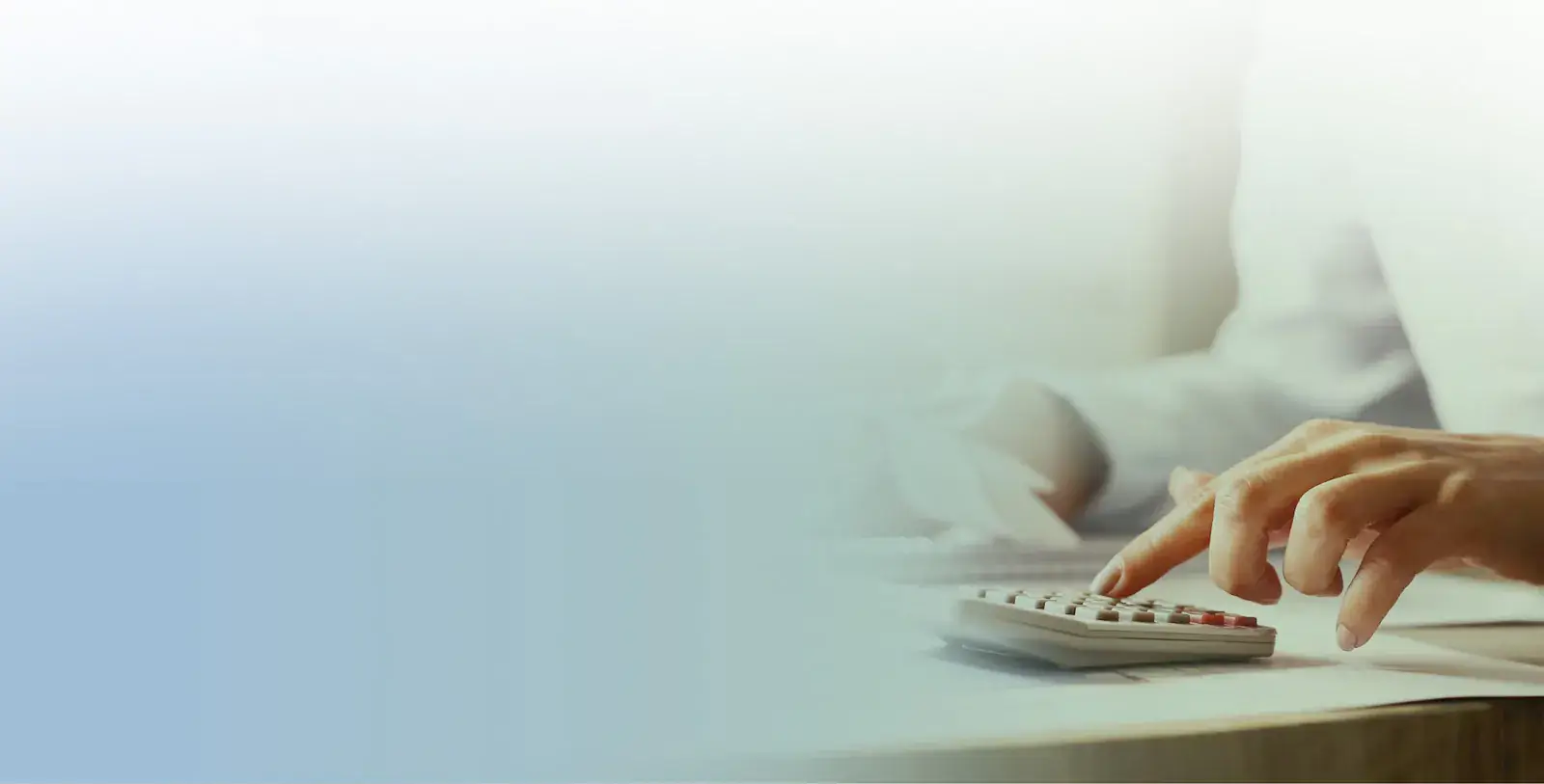 Image with missing alt attribute found on hikaeequs.com