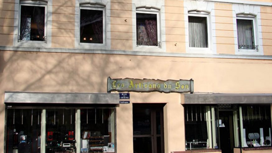 Image with missing alt attribute found on homecinema-fr.com