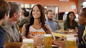 Image with missing alt attribute found on hooters.com