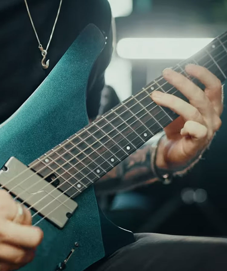 Image with missing alt attribute found on ibanez.com