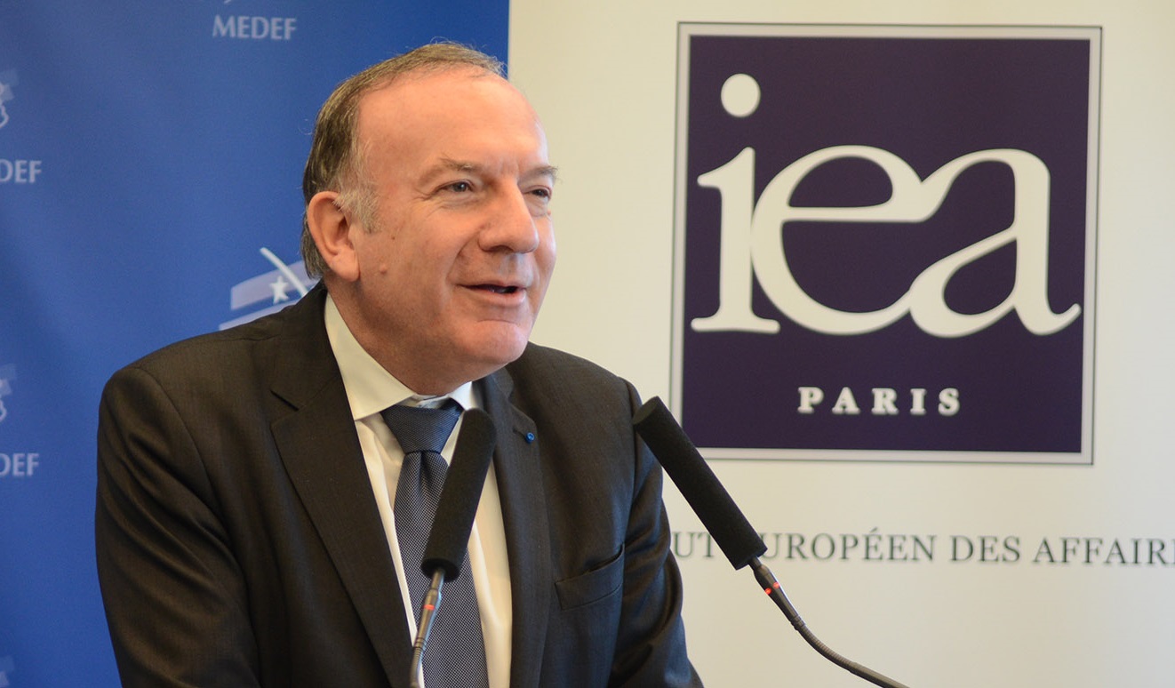 Image with missing alt attribute found on ieaparis.fr