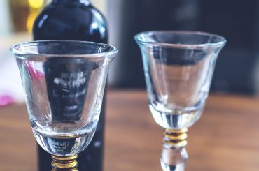 Image with missing alt attribute found on intherooms.com