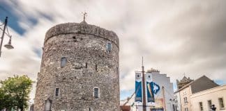 Image with missing alt attribute found on irelandbeforeyoudie.com