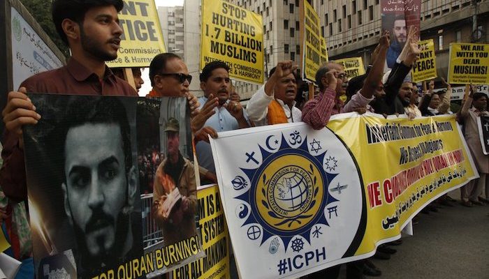 Pakistan summons Norway’s ambassador over burning of Quran: “Hurt the sentiments of 1.3 billion Muslims”