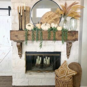12 Creative Fall Mantels kellyelko.com #falldecor #falldecorating #fallmantel #mateldecor #farmhousefall #farmhousedecor #rusticdecor
