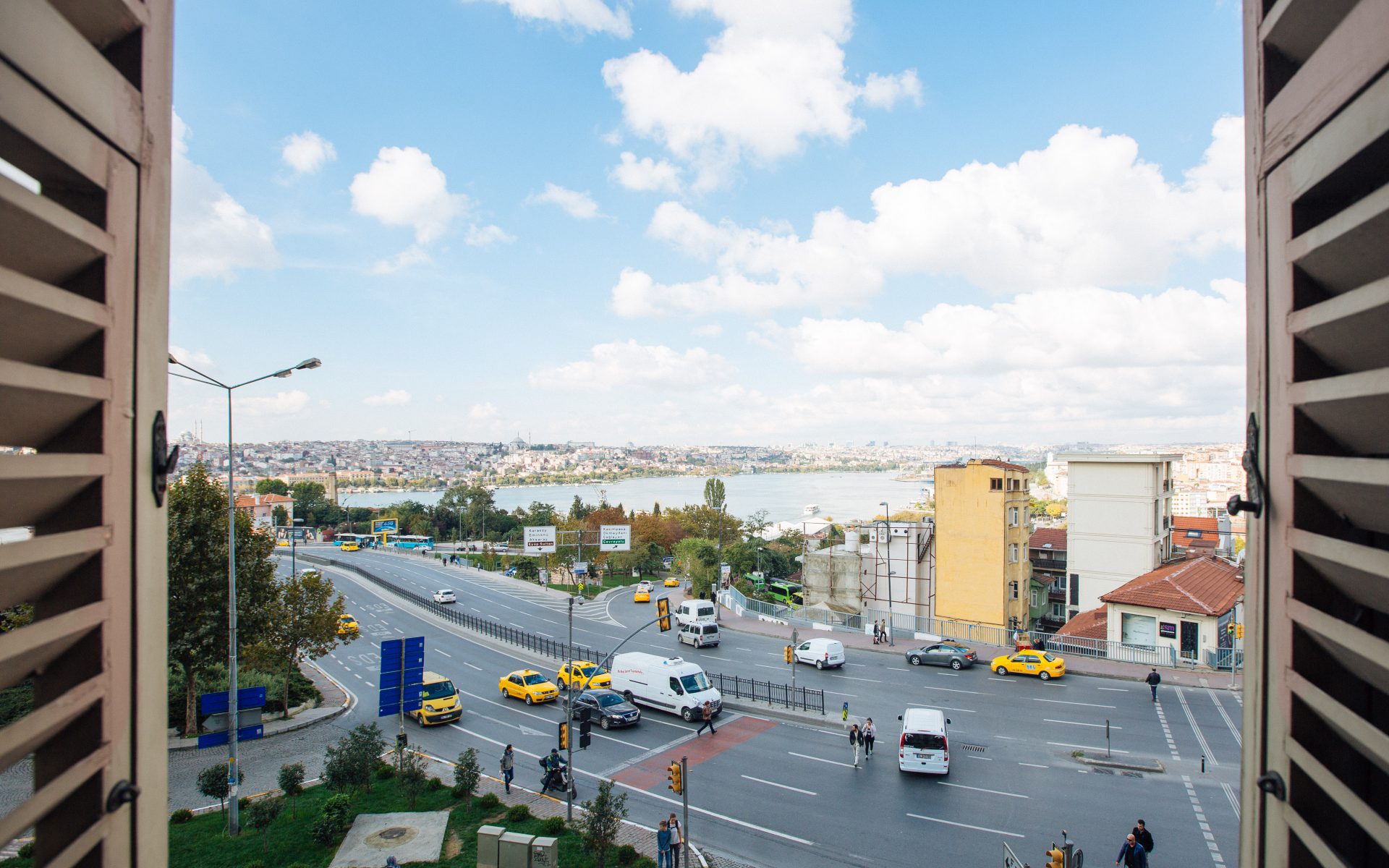 Image with missing alt attribute found on kiralikofis.com