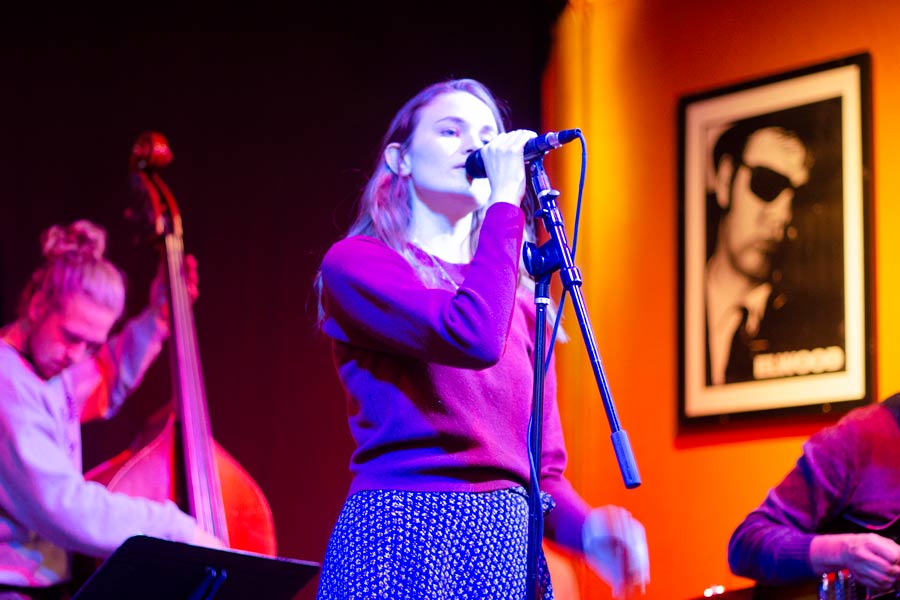 Image with missing alt attribute found on knox.edu