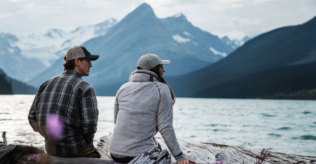 Image with missing alt attribute found on kuhl.com