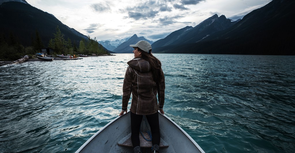 Image with missing alt attribute found on kuhl.com