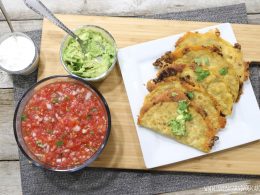 Image with missing alt attribute found on lovebugsandpostcards.com