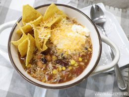 Image with missing alt attribute found on lovebugsandpostcards.com