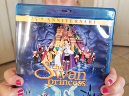 Image with missing alt attribute found on lovebugsandpostcards.com