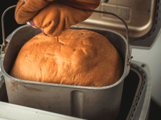 Image with missing alt attribute found on machine-a-pains.com