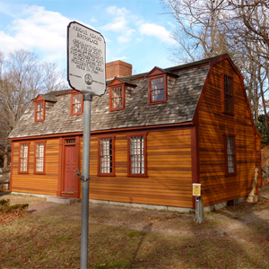 Image with missing alt attribute found on massmoments.org