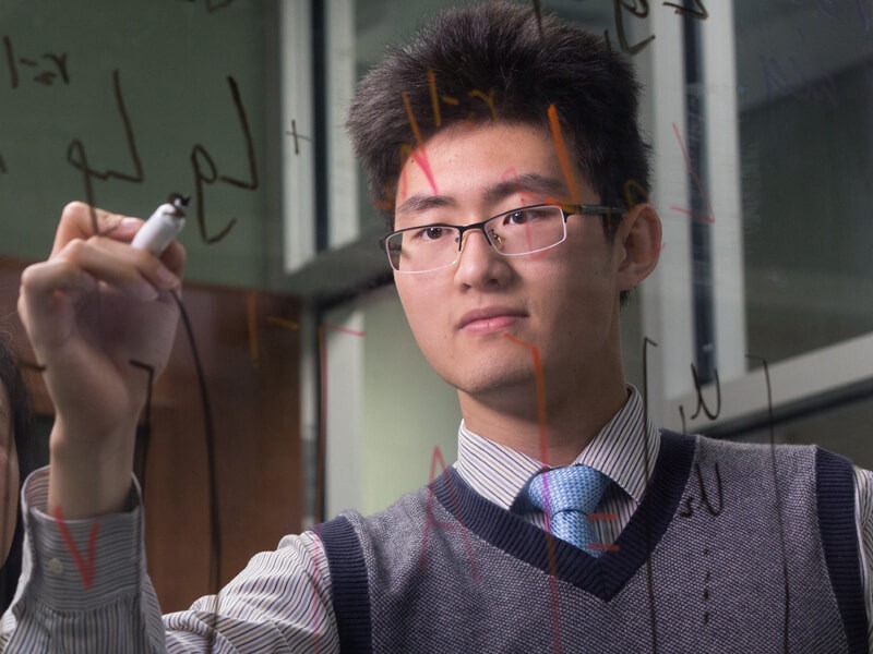 Image with missing alt attribute found on mercer.edu