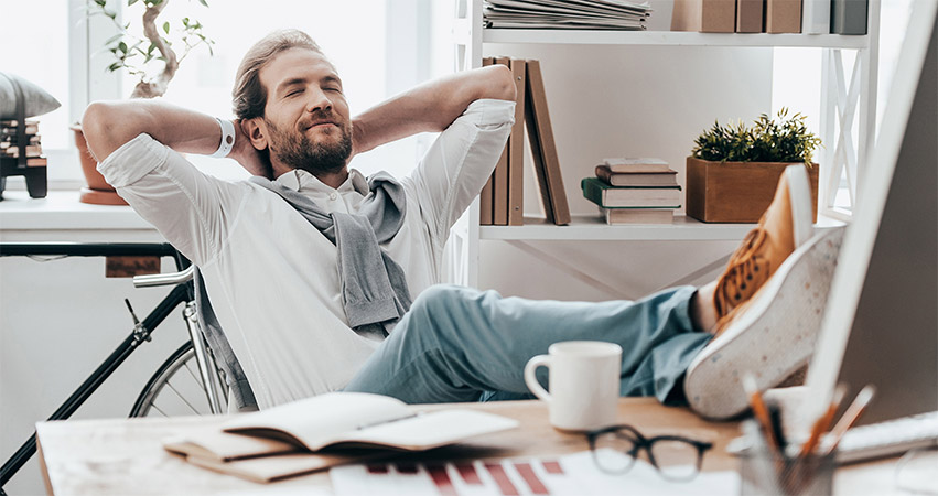 Image with missing alt attribute found on mozello.com