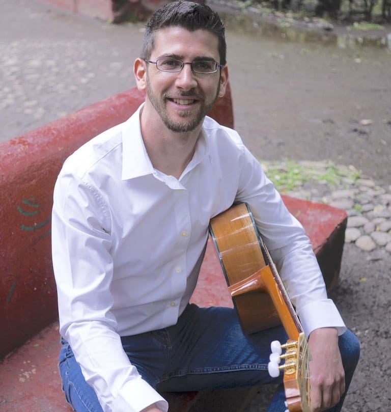 Image with missing alt attribute found on musical-u.com