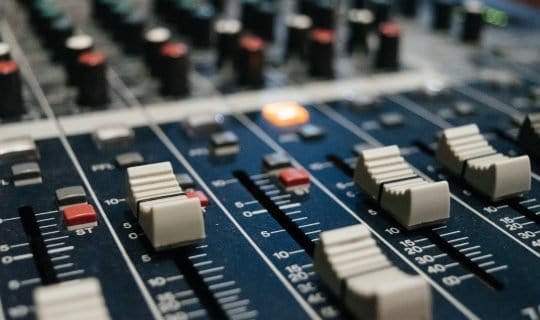 Image with missing alt attribute found on musicianonamission.com