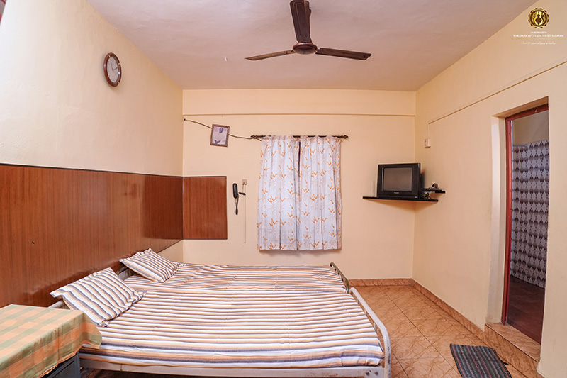 Image with missing alt attribute found on narayanaayurvedic.com