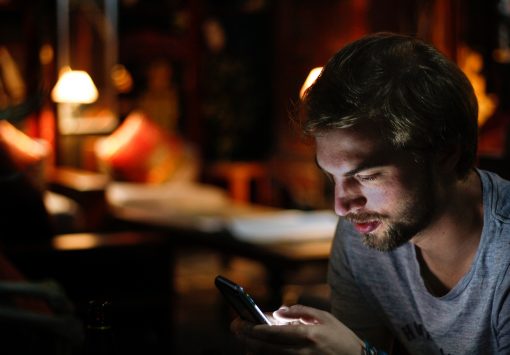 Image with missing alt attribute found on neopolis.gr