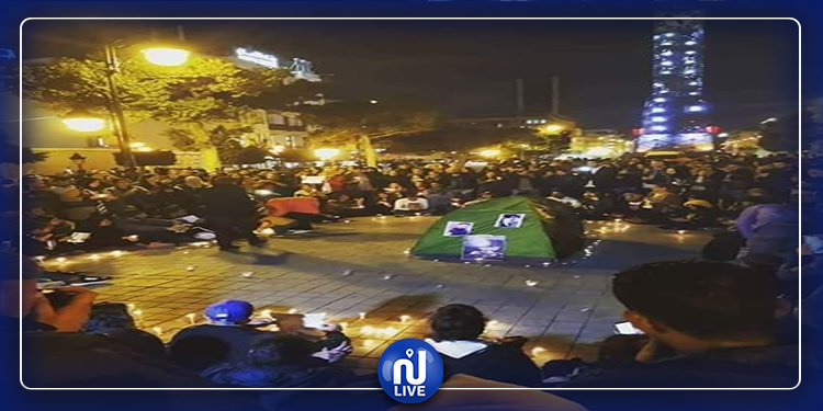 الشموع تضيئ شارع الحبيب بورقيبة ترحما على ضحايا فاجعة عمدون (فيديو+صور)