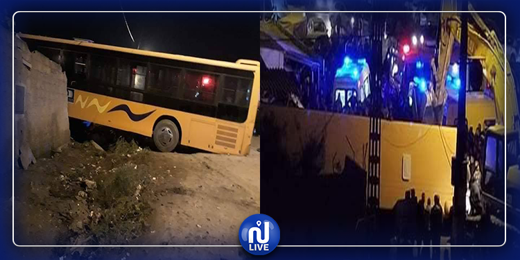 الجزائر: قتلى وجرحى في حادث اصطدام حافلة طلبة بسيارتين