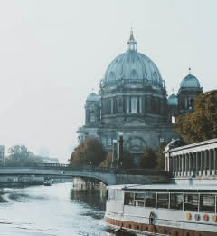 berlin walking tours