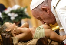 Image with missing alt attribute found on nguoi-viet.com