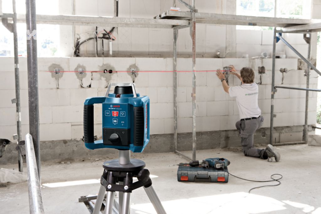 Image with missing alt attribute found on niveaux-laser.com