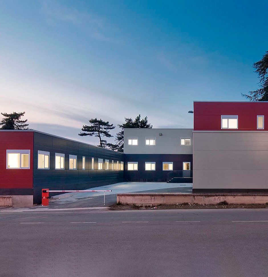 Image with missing alt attribute found on nuevosistemamodular.com