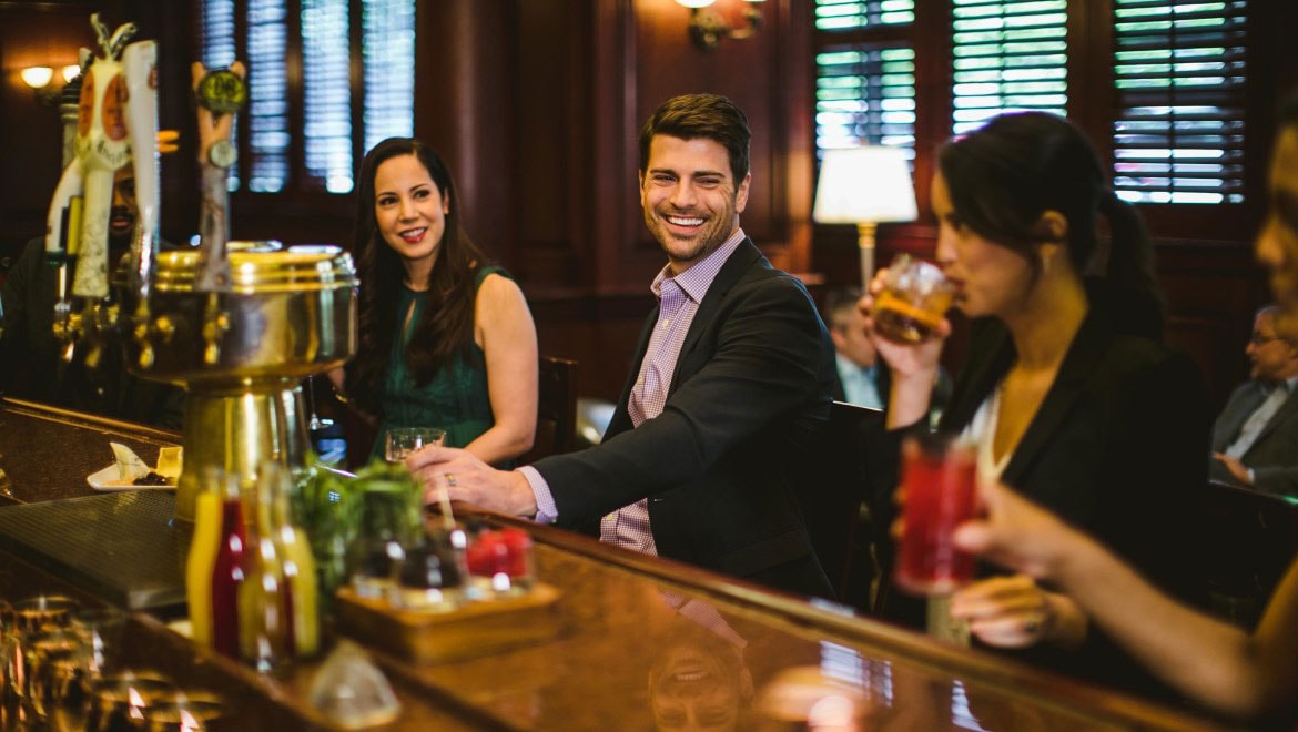 Image with missing alt attribute found on omnihotels.com