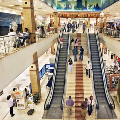 Image with missing alt attribute found on option.com