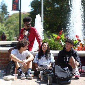 Image with missing alt attribute found on owu.edu