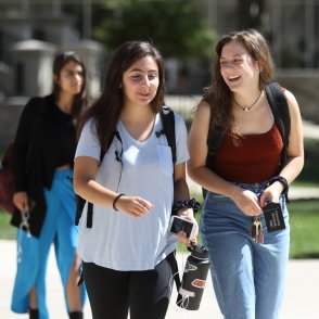 Image with missing alt attribute found on owu.edu