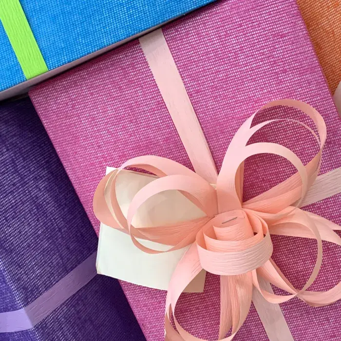 Envoltura para regalos en Papeler&iacute;a los Arcos