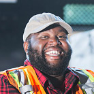 Image with missing alt attribute found on pridestaff.com