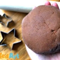 Learn how to make this great Cinnamon Playdough Recipe