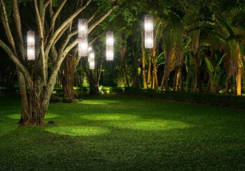 Image with missing alt attribute found on royalelektrik.com