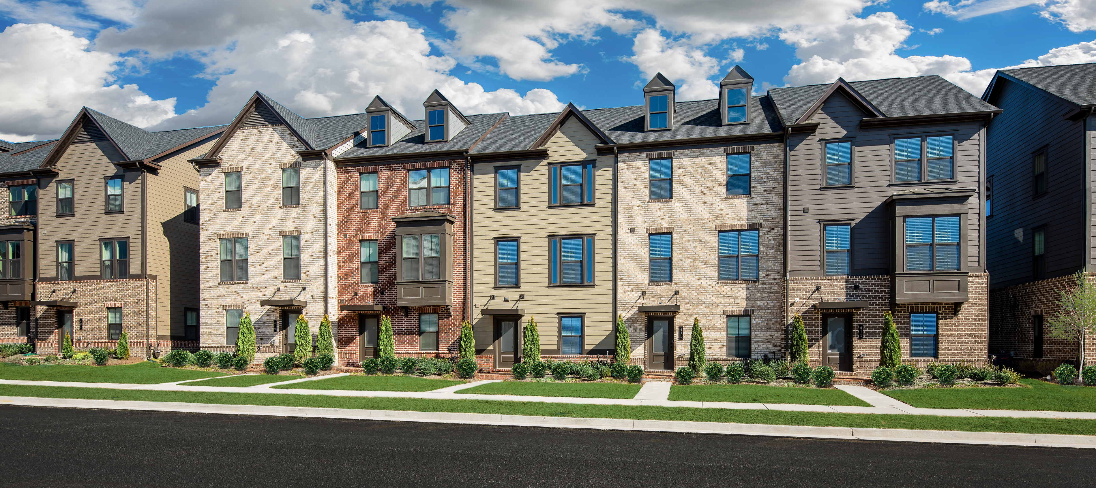 Image with missing alt attribute found on ryanhomes.com