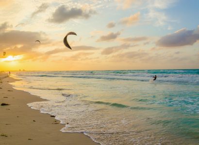 HOT!! Non-stop from Paris, France to Guadeloupe or Martinique for only &euro;189 roundtrip