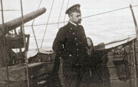 Zapomenut&eacute; př&iacute;běhy - Rusk&yacute; geroj zachr&aacute;nil Baltskou flotilu z německ&yacute;ch kle&scaron;t&iacute;, Trockij s n&iacute;m naložil po bol&scaron;evicku