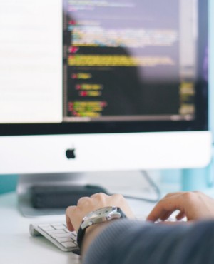 Image with missing alt attribute found on sevilla.org