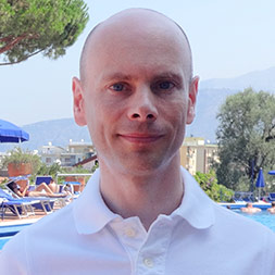 Image with missing alt attribute found on stockopedia.com