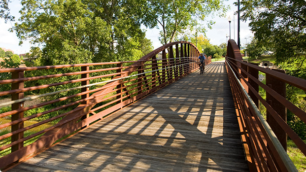 Image with missing alt attribute found on synovus.com