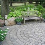 سنگفرش حیاط