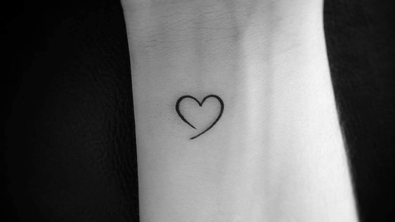 Tatuajes peque&ntilde;os de corazones