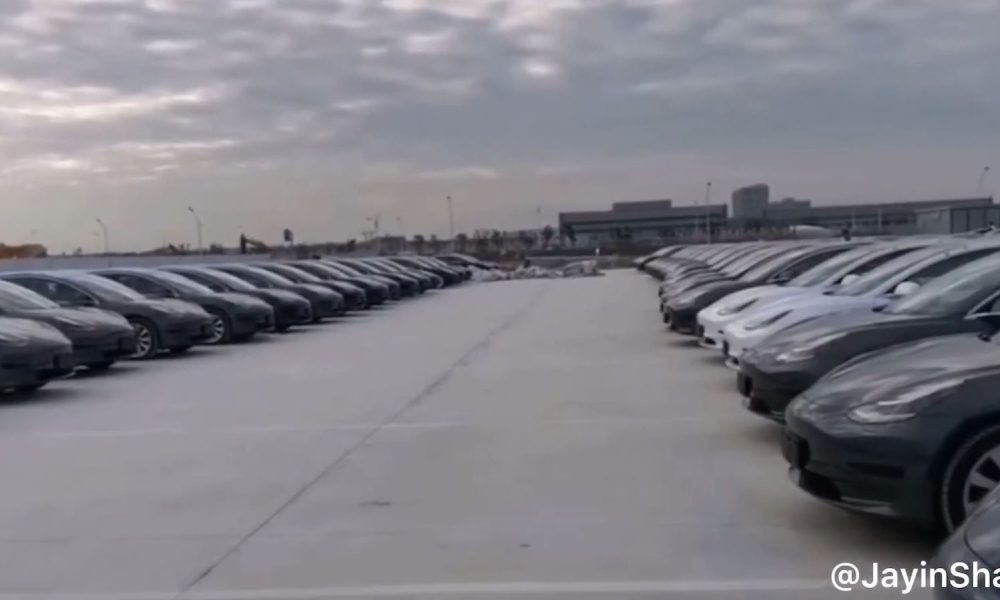 Image with missing alt attribute found on teslarati.com