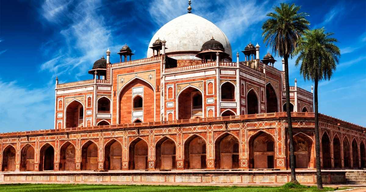 Image with missing alt attribute found on thetripsuggest.com