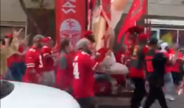 Image with missing alt attribute found on totalprosports.com