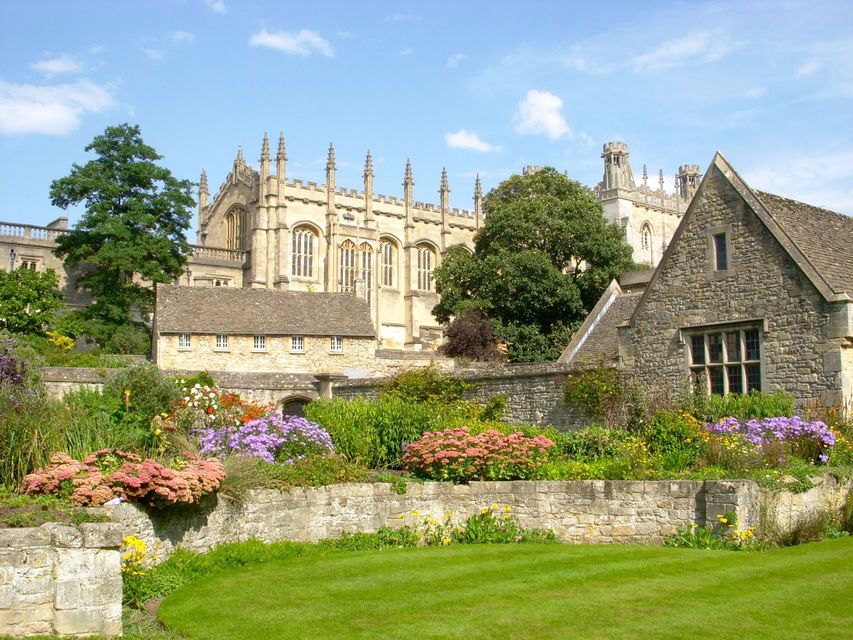 Image with missing alt attribute found on travelmag.com